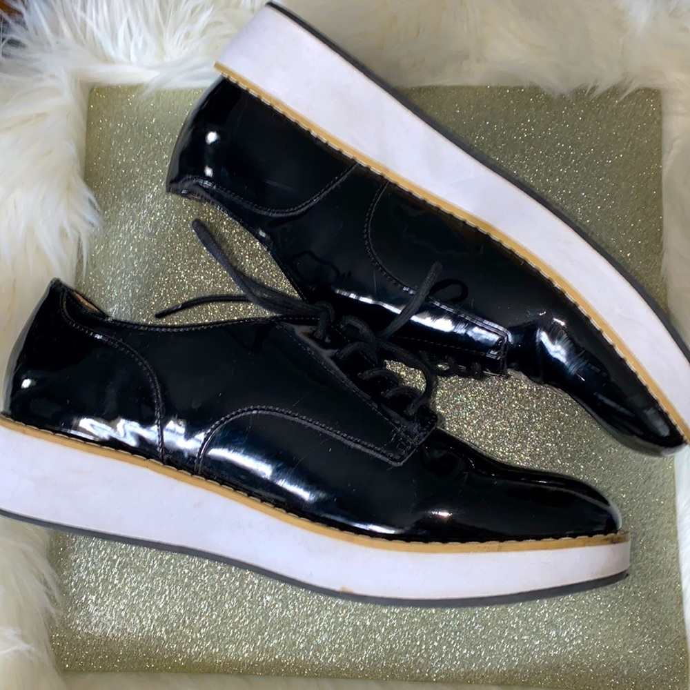 Shoes - Picture 6 of 6